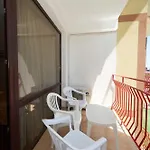 Smolyan ホテル サニービーチ
