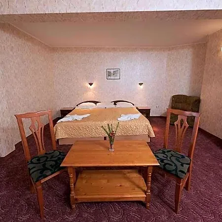 Smolyan 호텔 3*